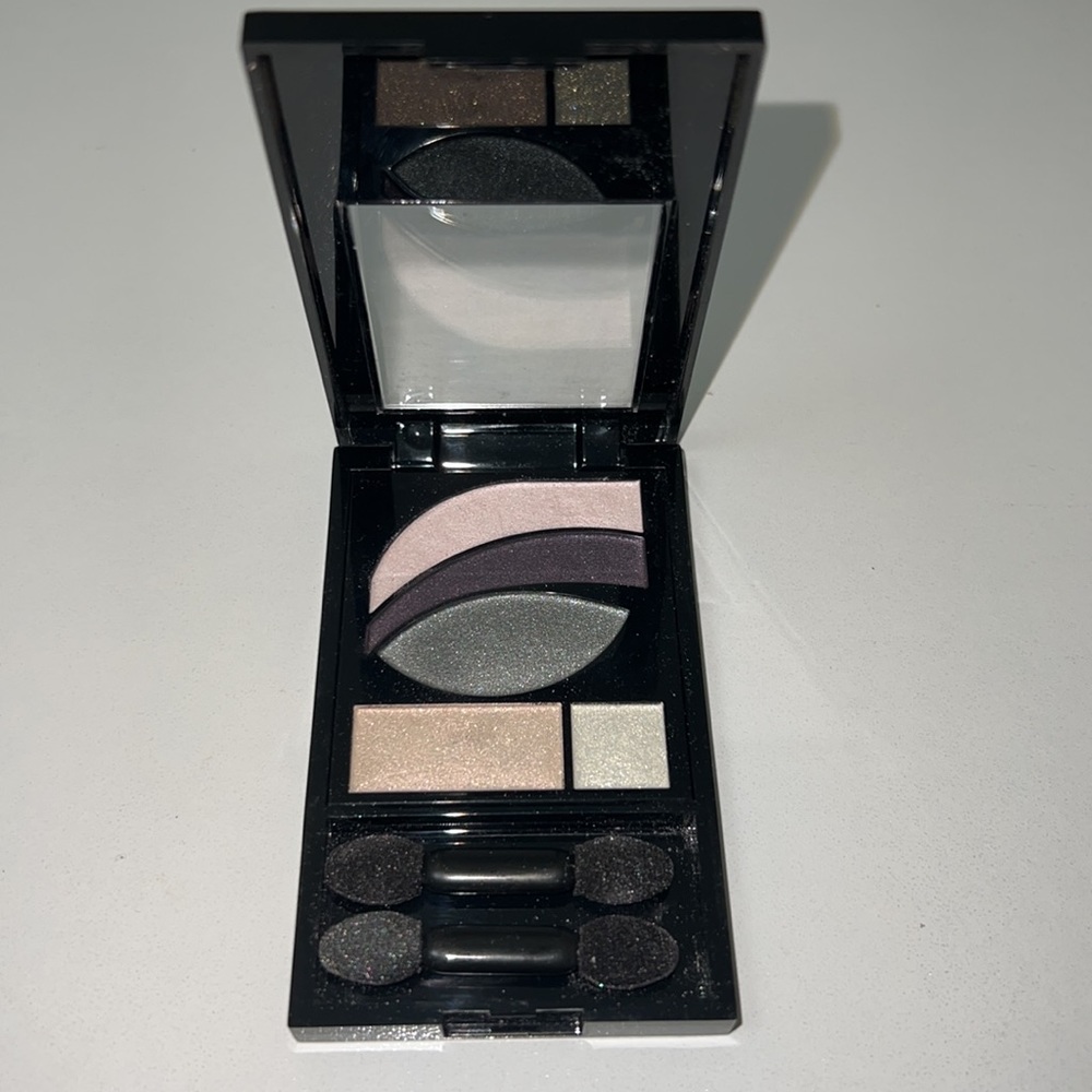 Revlon: 515 Renaissance Eyeshadow Palette